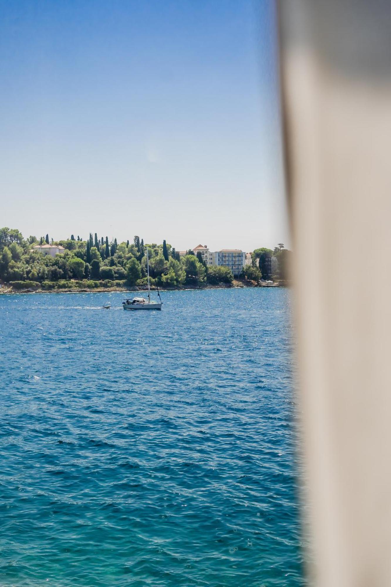 Apartment Mediterraneo روفينج المظهر الخارجي الصورة