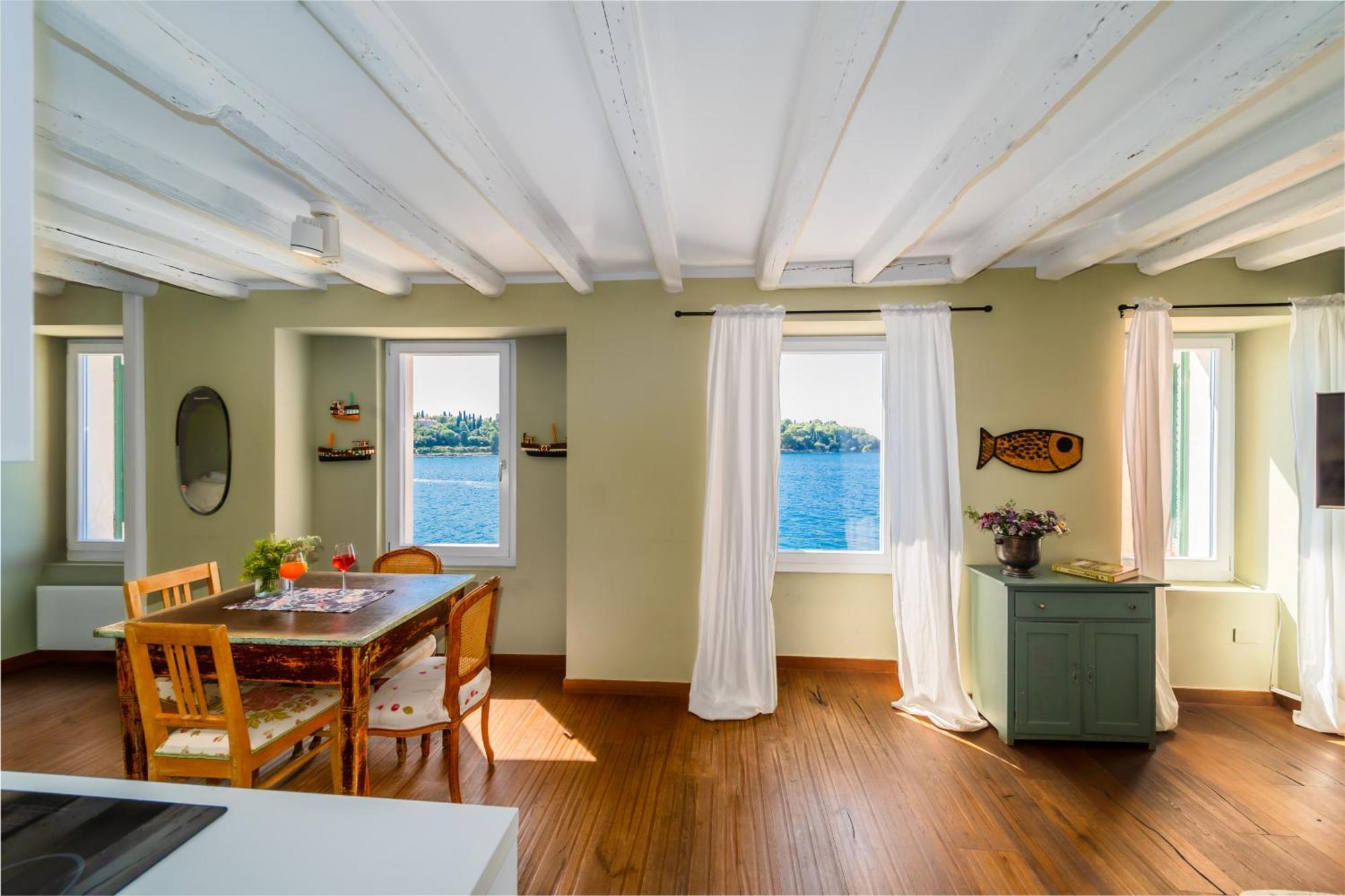 Apartment Mediterraneo روفينج المظهر الخارجي الصورة
