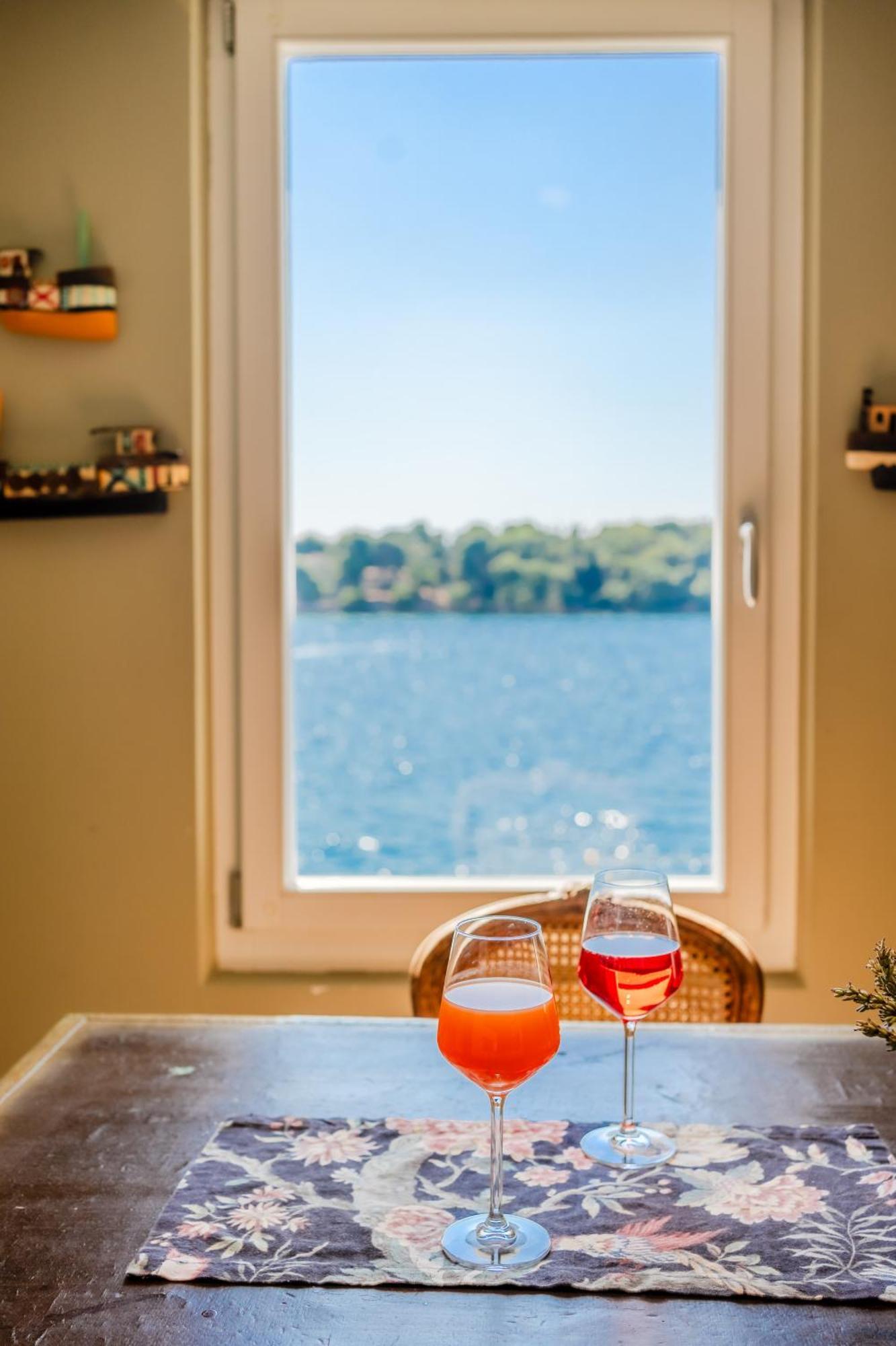 Apartment Mediterraneo روفينج المظهر الخارجي الصورة