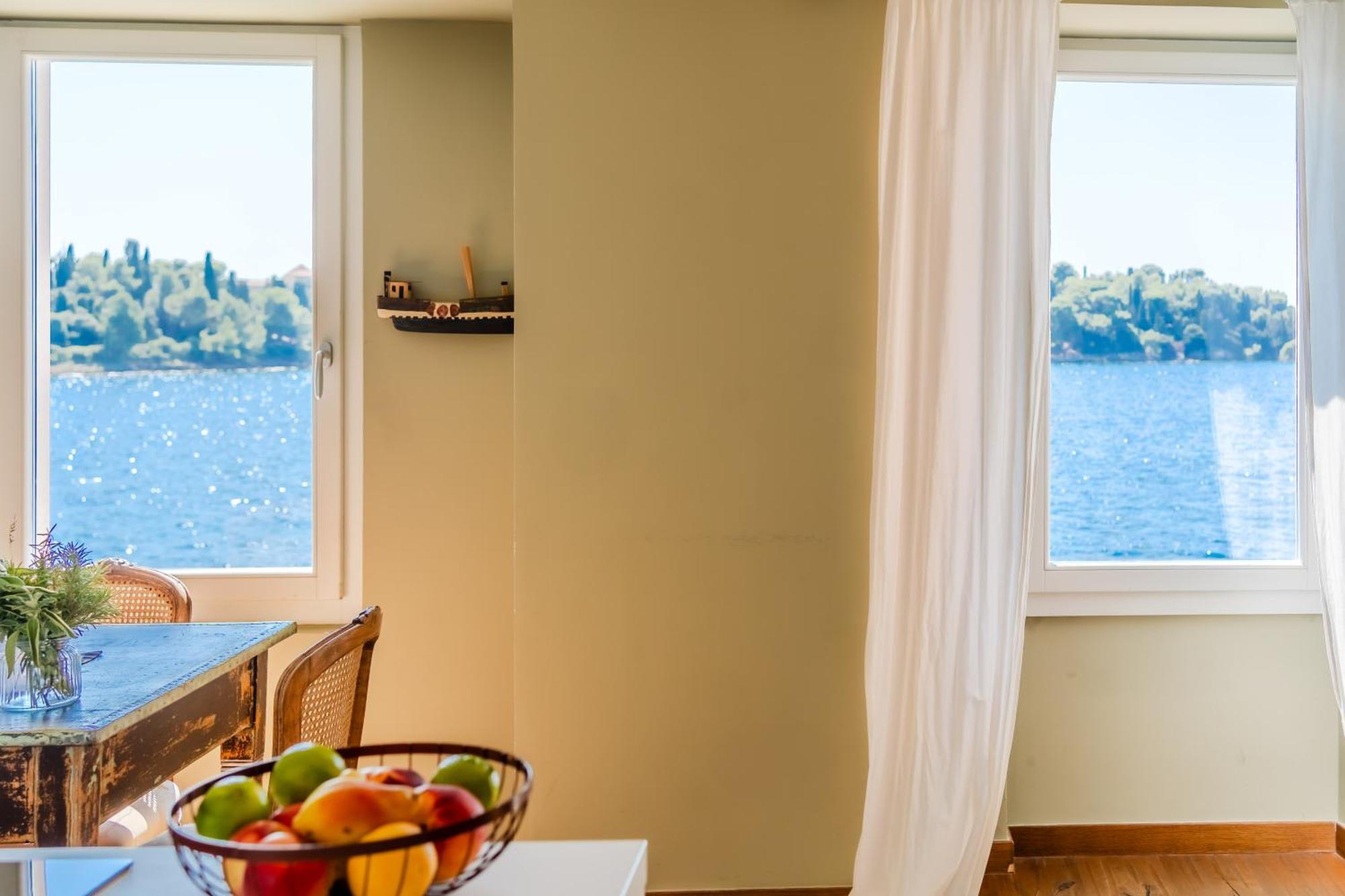 Apartment Mediterraneo روفينج المظهر الخارجي الصورة